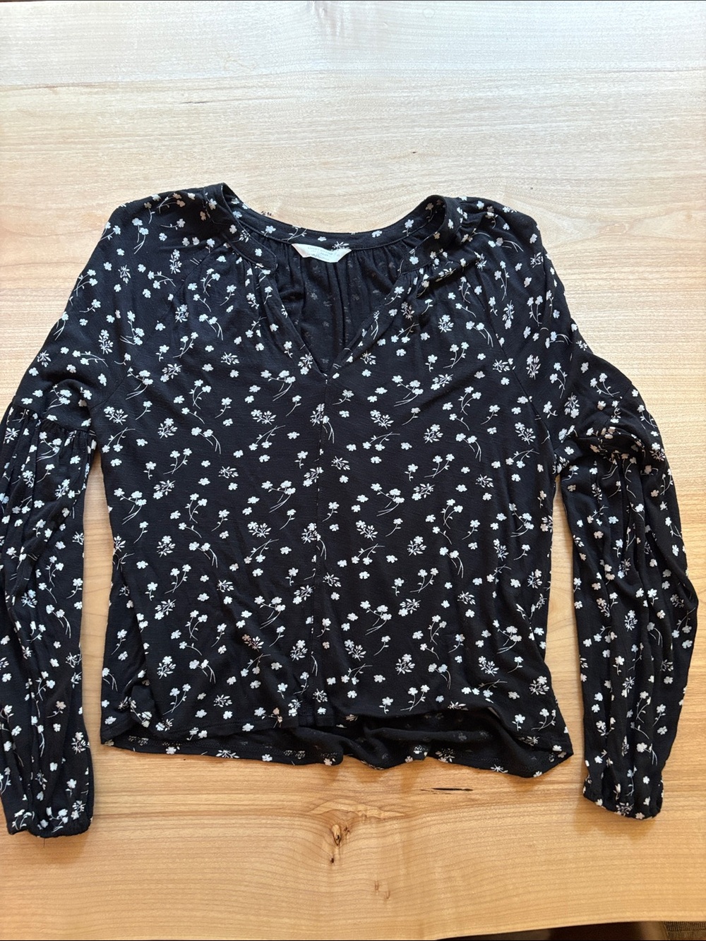Lucky Brand Black Long-Sleeve V-Neck Floral Top